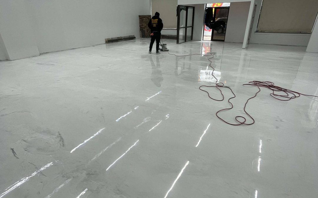 White Metallic Leondo